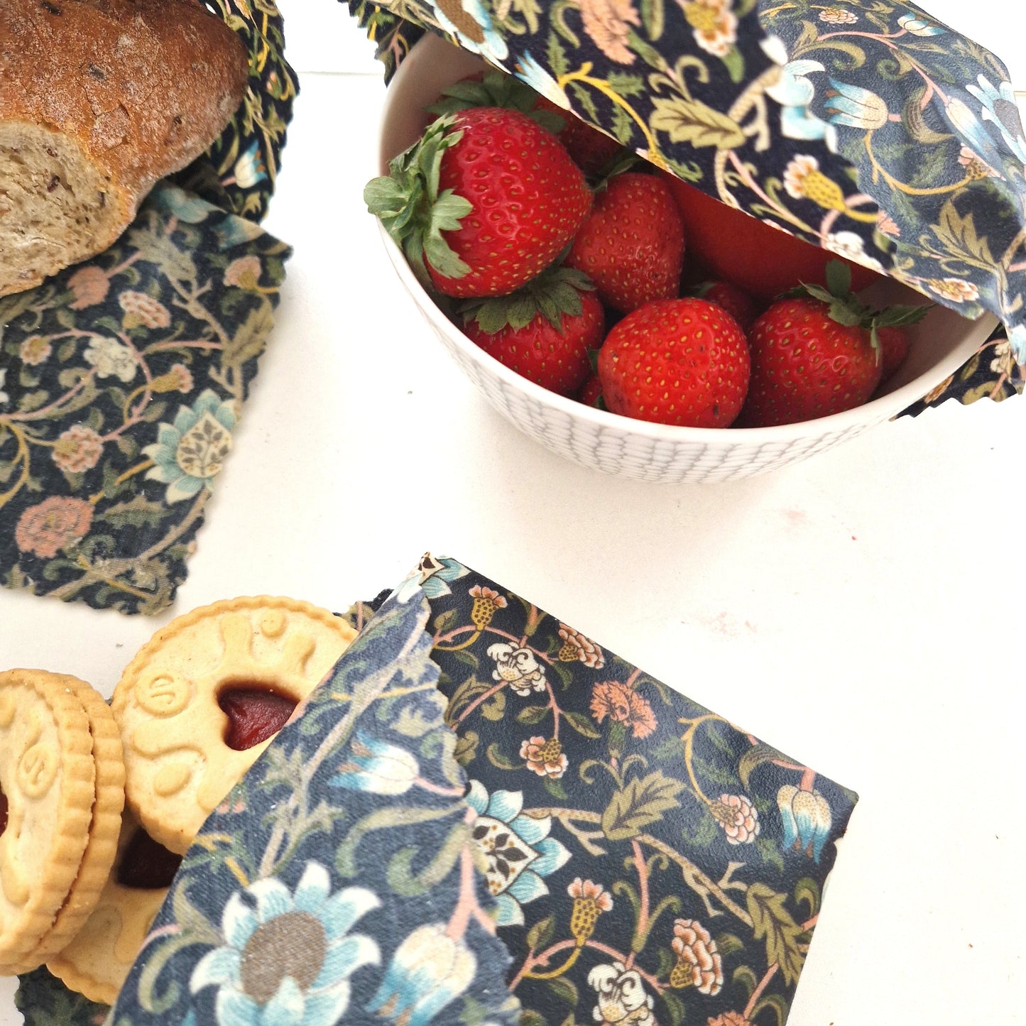 *British Beeswax Set of 3 Handmade Beeswax Wraps | William Morris Evenlode Blue-4